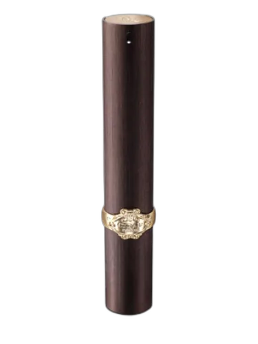 Cigar Essence De Bois Precieux Rémy Latour by Rémy Latour