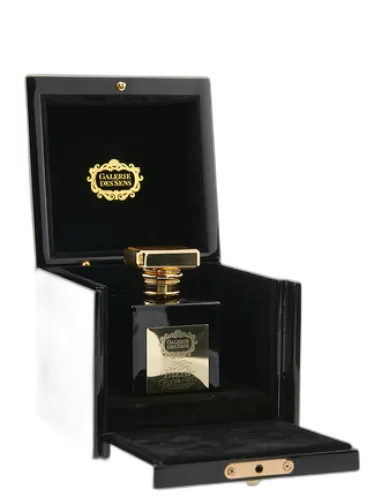 Elixir De Plaisir. Première Dame Galerie Des Sens by Galerie des Sens