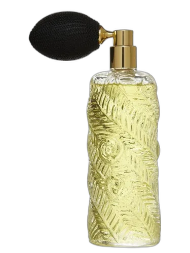 Essences Insensees Diptyque