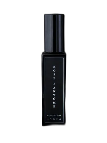 Rose Fantôme Lvnea by Lvnea