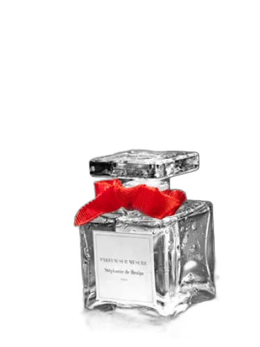 Le Pret-a-parfumer Couture Yang: Woodsy And Citrus Stéphanie De Bruijn - Parfum Sur Mesure