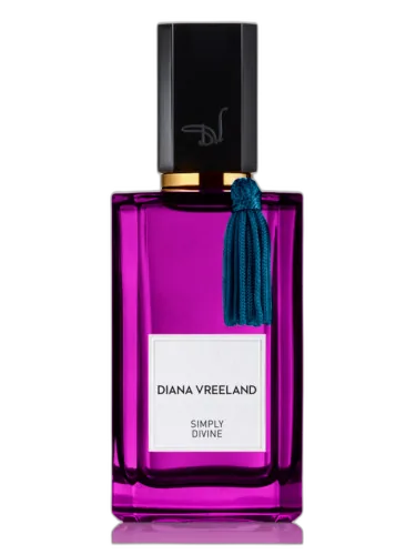 Simply Divine Diana Vreeland by Diana Vreeland
